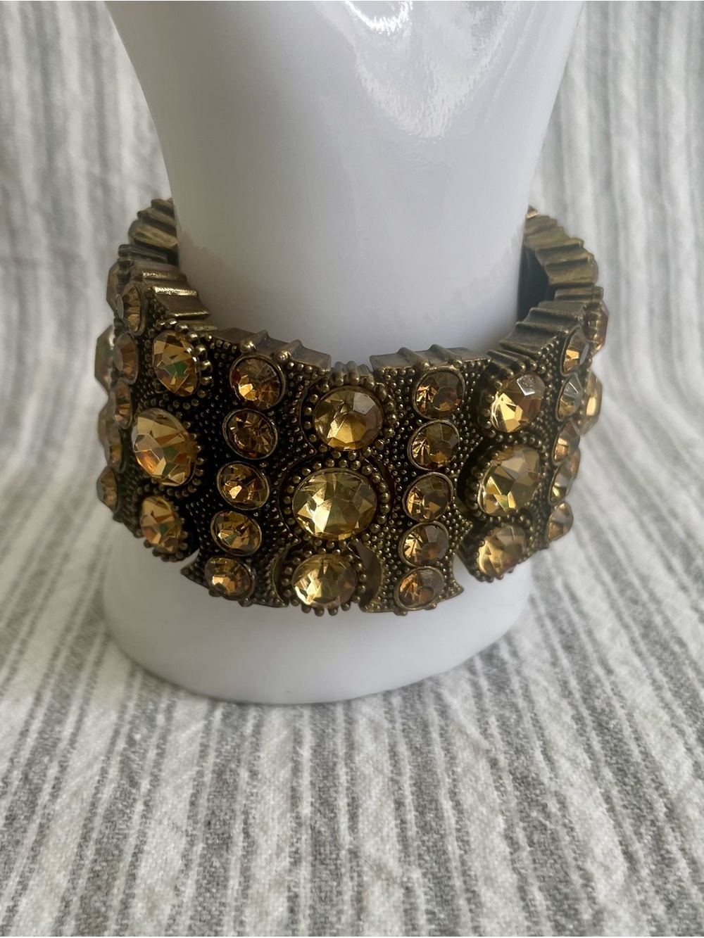 WHITE HOUSE BLACK MARKET Bronze Tone Amber Stretch Cuff Bracelet - Picture 2 of 5